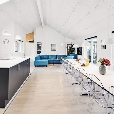 20 Person In 펜션 *