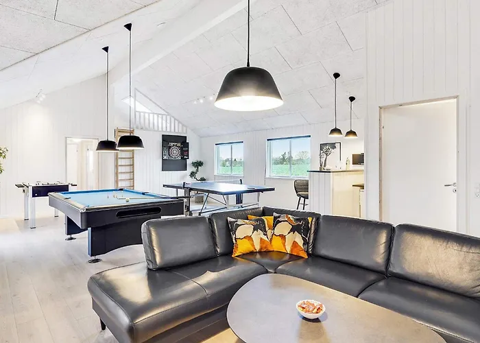 Ferienhaus 20 Person In Stege